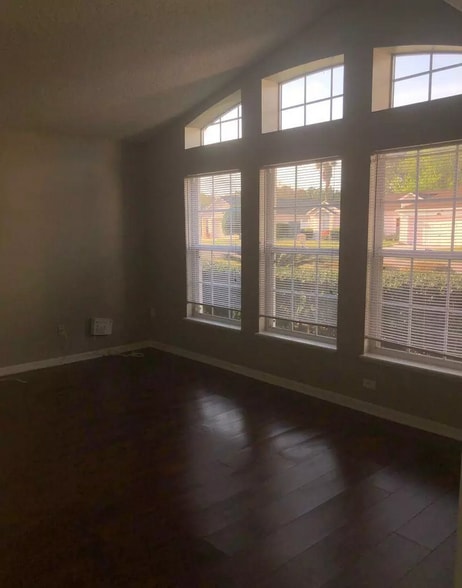 Building Photo - 11382 Aston Hall Dr S