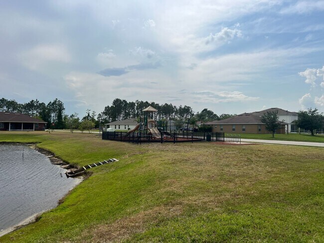 Building Photo - Updated 4 Bedroom, 3 1/2-bathroom home