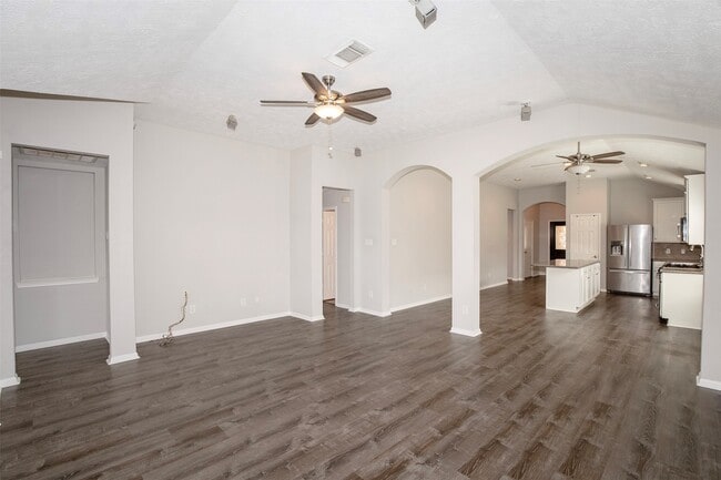 Building Photo - 863 Sierra Brook Ln