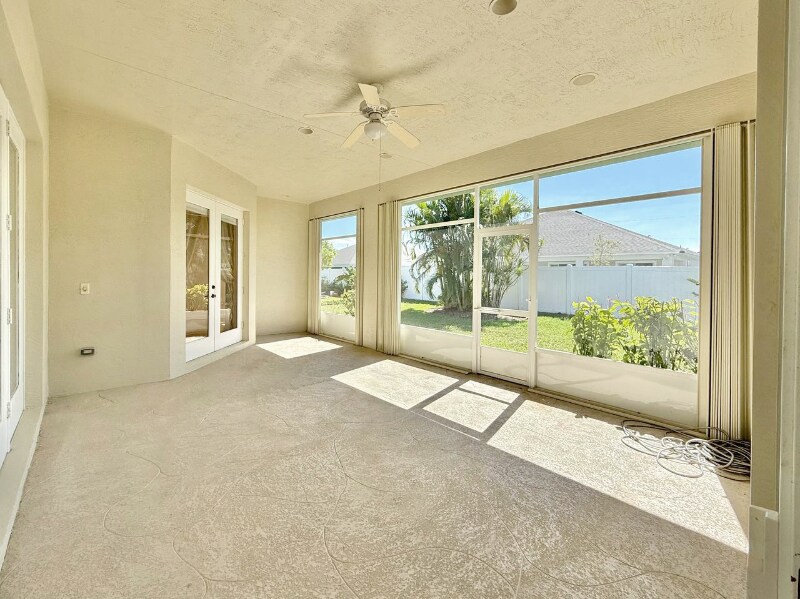 Building Photo - 6018 NW Winfield Dr