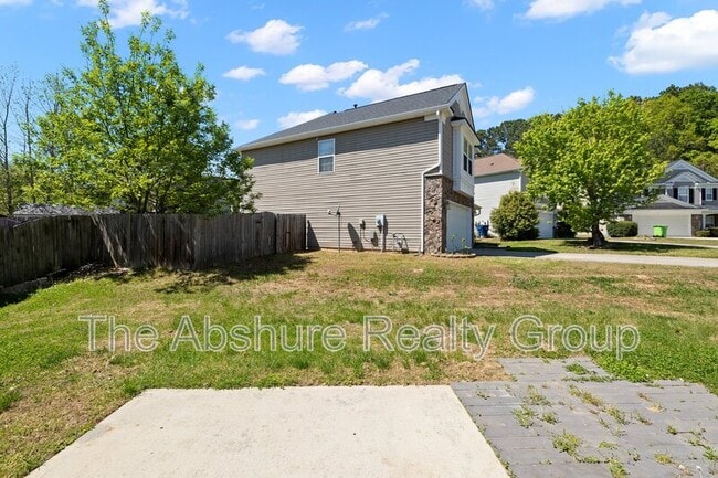 Building Photo - 6571 Guard Hill Dr