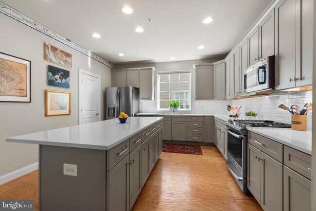 Building Photo - 57 Primrose Hill Ln