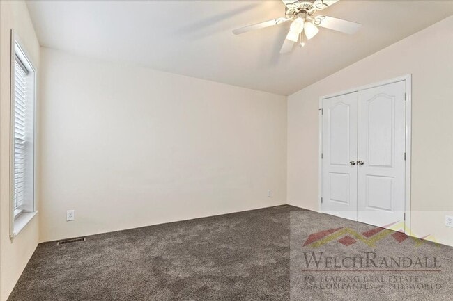 Building Photo - Beautiful 3 Bed 2 Bath Townhome in West Haven