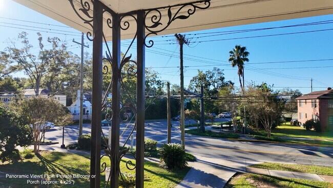 Building Photo - Newly Renovated 2 BR/1BA Luxury Apartment Home