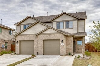Building Photo - 226 Griffith Dr