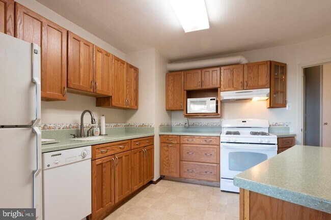 Building Photo - 2401 Pennsylvania Ave