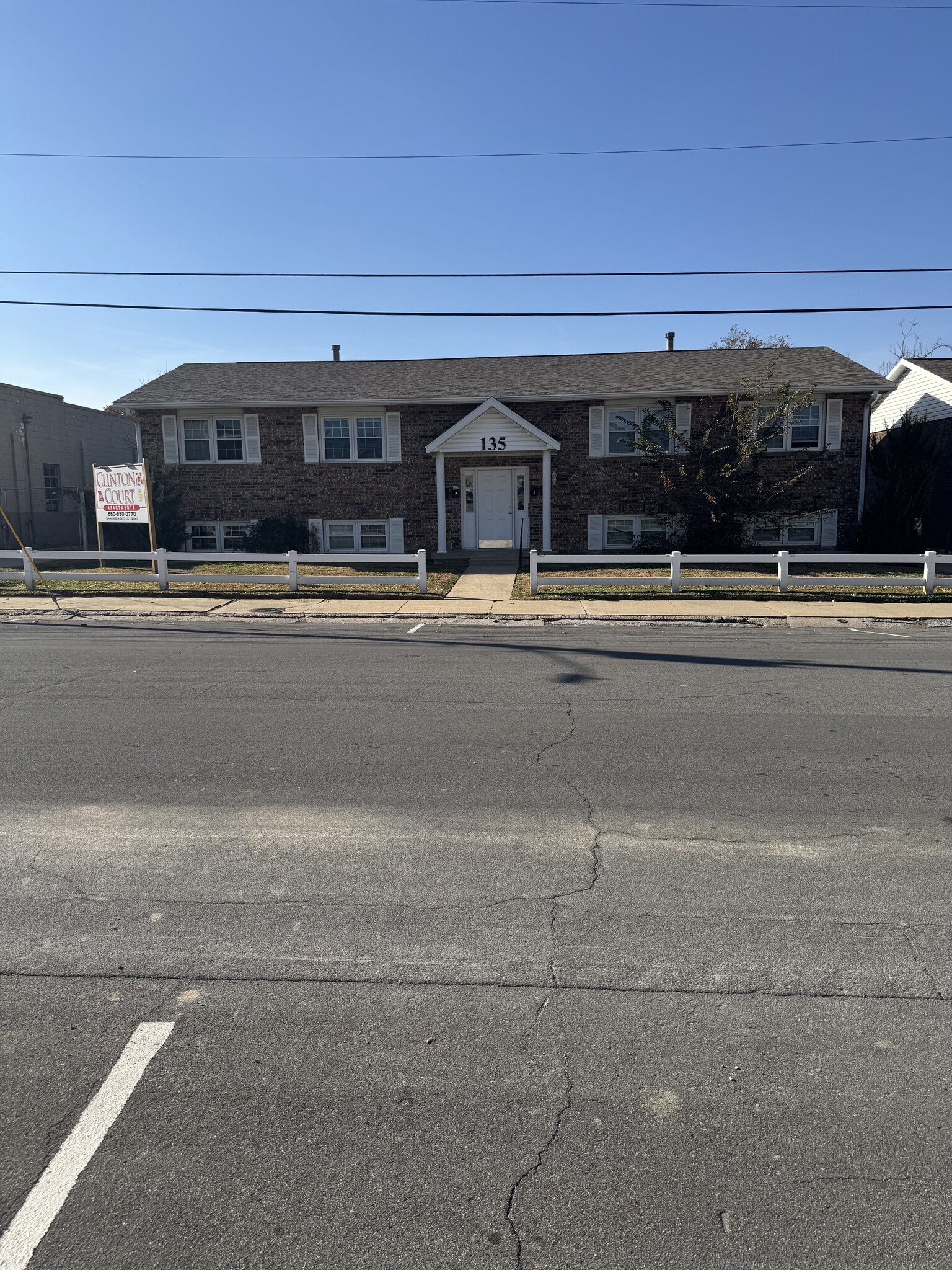 Building Photo - 139 N Washington St