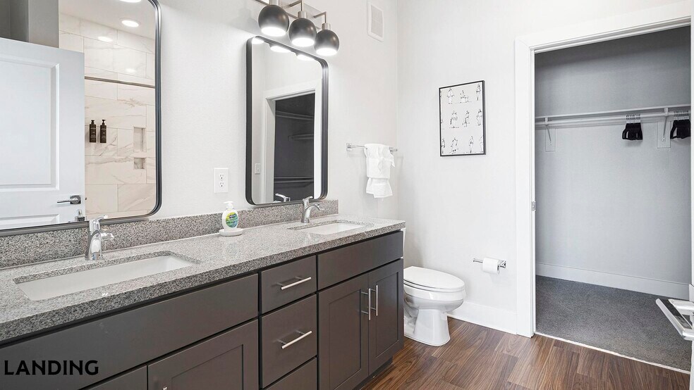 Building Photo - 701 Rahling Rd