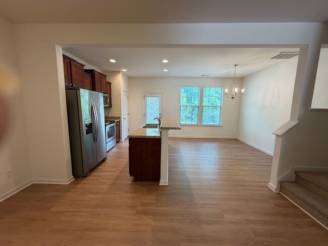 Building Photo - 3BD/2.5BA townhome w/ garage in Flowers Plantation in Clayton!
