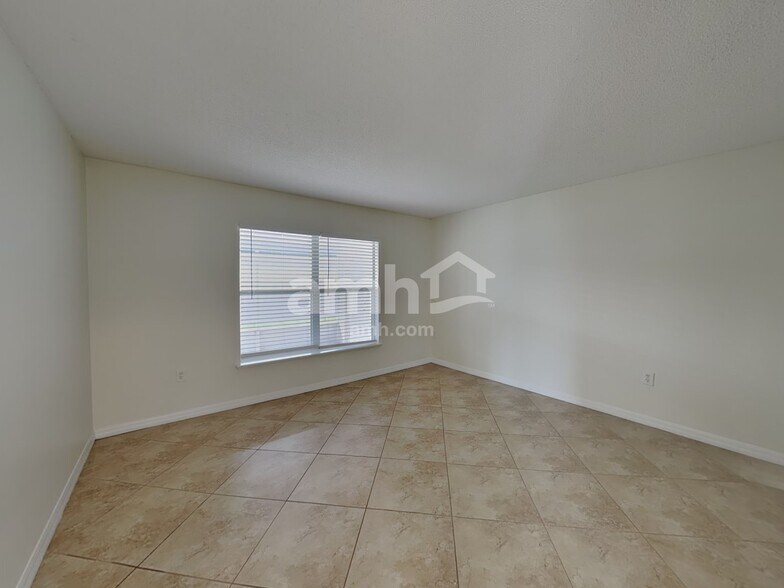 Building Photo - 8255 Settlers Crk Lp