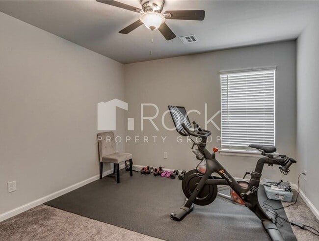 Building Photo - Gorgeous 4 Bedroom Home with Storm Shelter