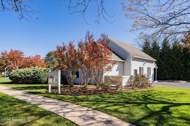 Building Photo - 65 Briarwood Ct