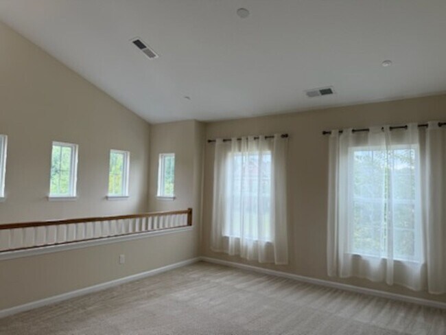 Building Photo - Wow! Incredible Luxury Townhome in William...