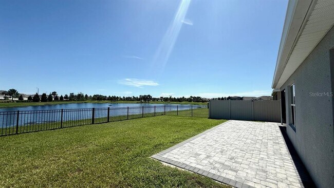 Building Photo - 12122 Sirena Cv