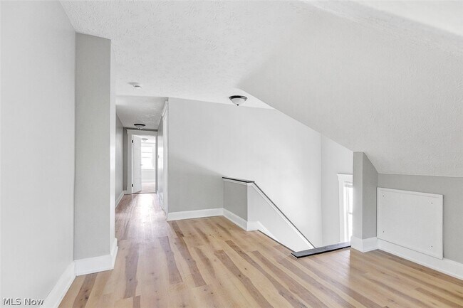 Building Photo - 9807 Parkgate Ave