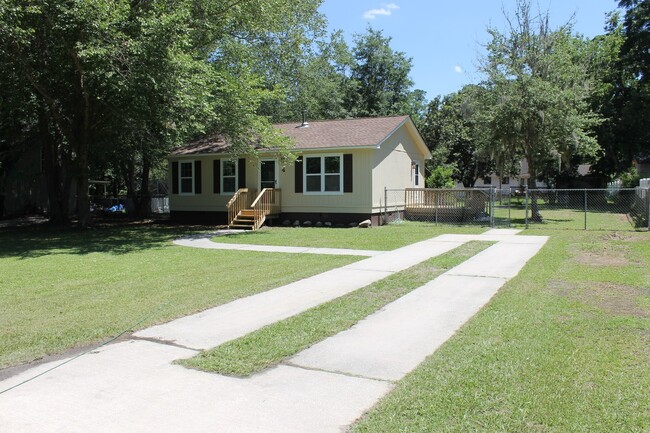 Building Photo - Cozy Cottage in Verdier View- Bluffton