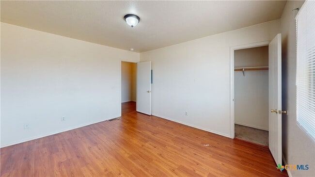 Building Photo - 4302 Jeff Scott Dr