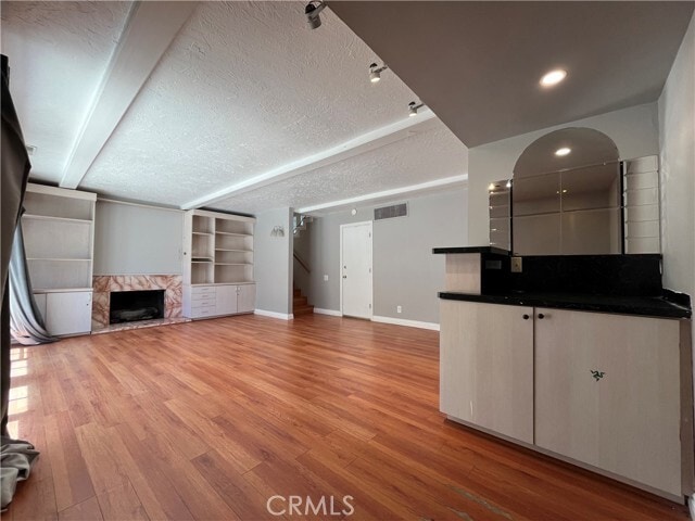 Building Photo - 4527 Stark Ave