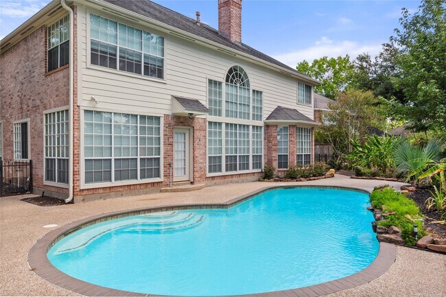 Building Photo - 19018 Polo Meadow Dr