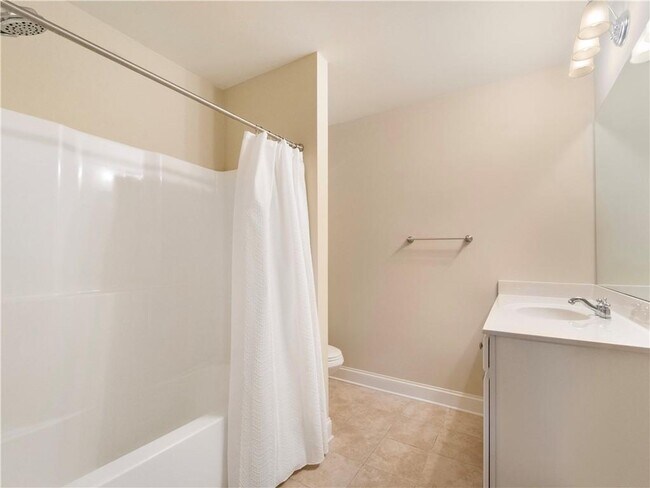 Building Photo - 3154 Chestnut Woods Dr