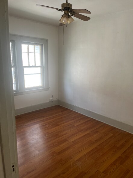 Building Photo - 816 Wright Ave