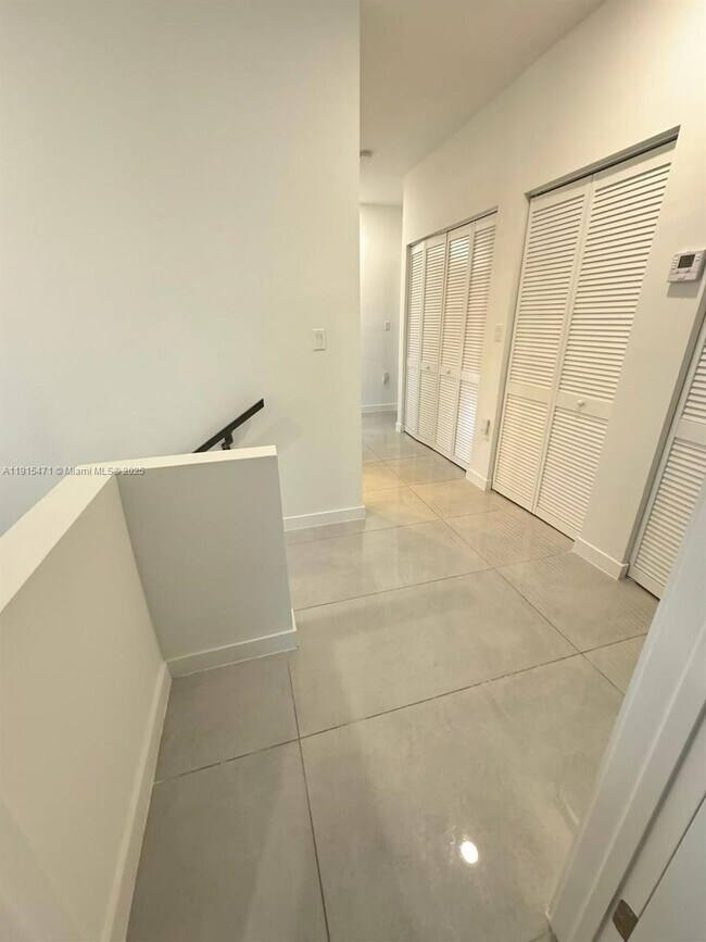 Building Photo - 1301 NW 3rd St