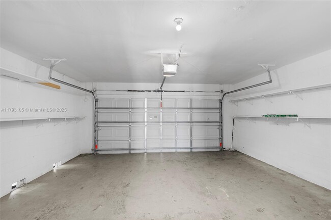 Building Photo - 6402 Buena Vista Dr