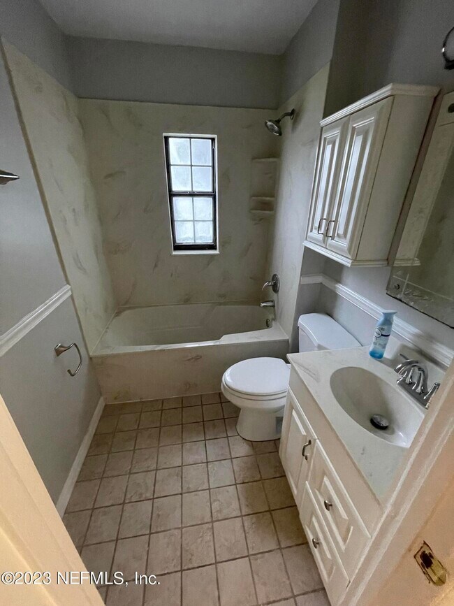Building Photo - 3804 Bunnell Dr