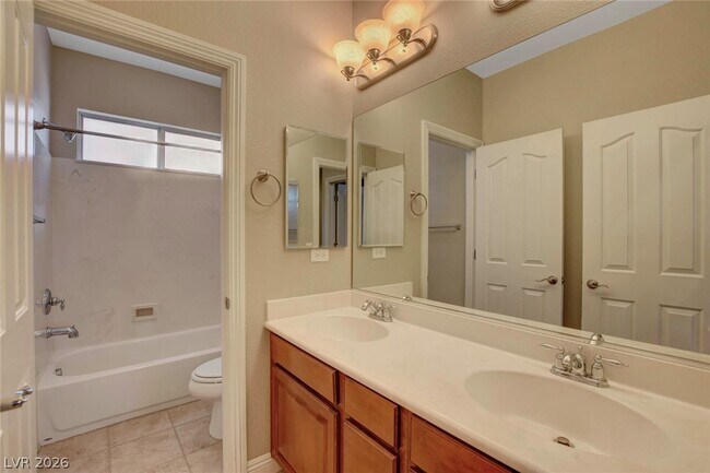 Building Photo - 12125 Vista Linda Ave