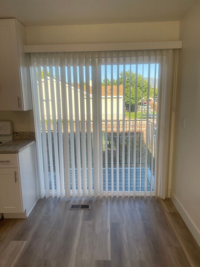 Building Photo - 3-Bedroom Twin Home with Private Backyard