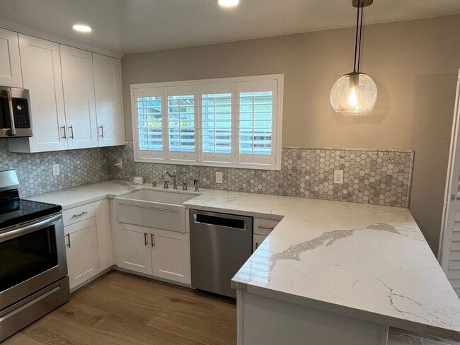 Building Photo - Renovated 3-Bedroom Home w/ Pool in May Valley Neighborhood