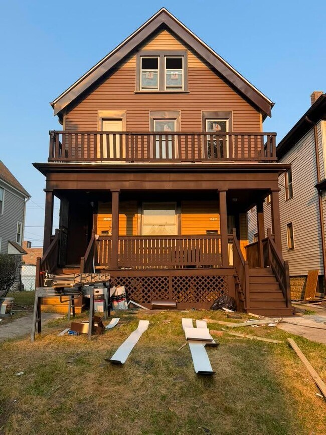 Building Photo - 3356 N Buffum St