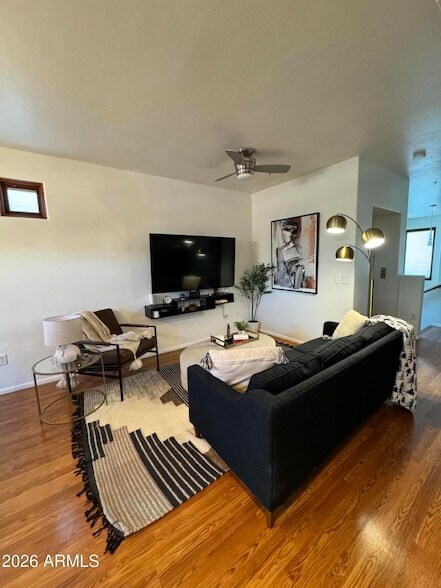 Building Photo - 2423 E Autumn Flower Dr