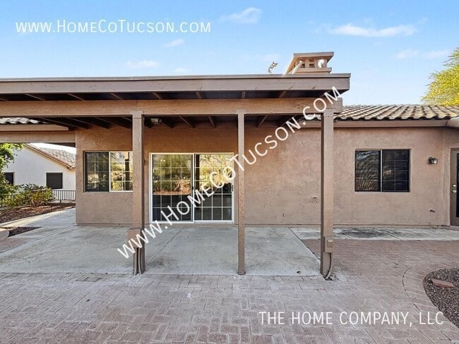 Building Photo - 12690 N Bandanna Way