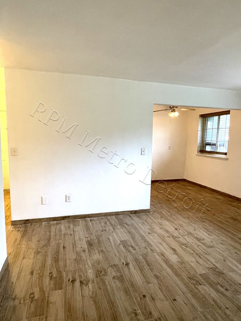 Building Photo - 45250 Keding St