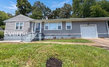 Building Photo - 3659 Thrushwood Dr