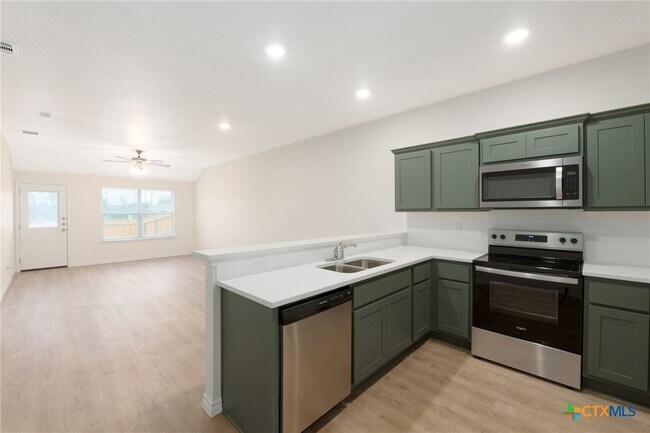 Building Photo - 1604 Pima Trail