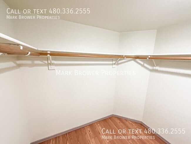 Building Photo - 9276 E Sutton Dr