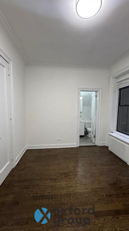 Building Photo - East 76th Street