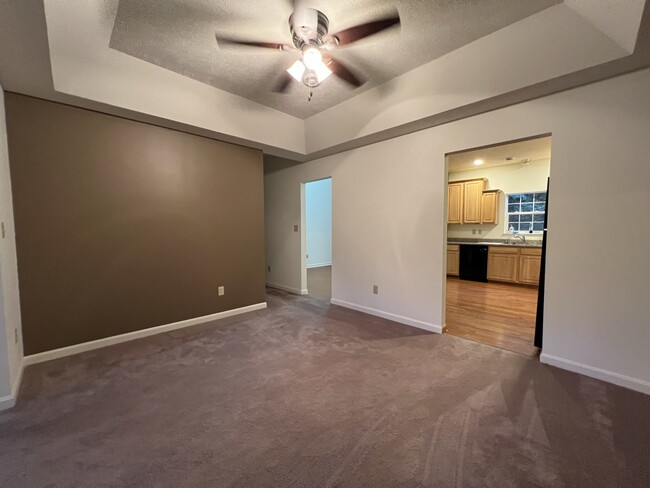 Dining Room - 106 Trotter Ln