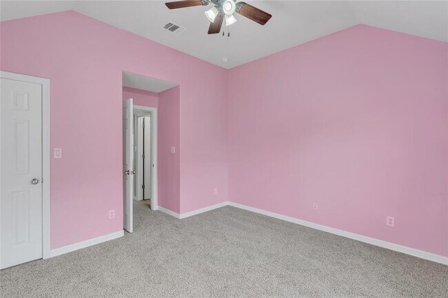 Building Photo - 4204 Fairmeadow Dr