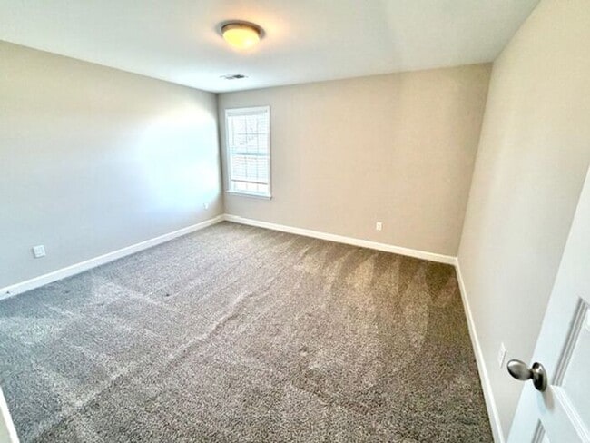 Building Photo - Move In Special! Now Leasing in Millington @ Winstone Estates 4-Bedroom 2.5 Bath Available Now!