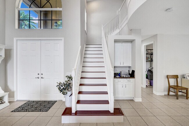 Building Photo - 8876 Sandy Crest Ln