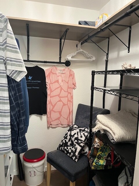 Building Photo - 1481 Center St Ext