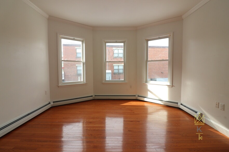 Building Photo - 22 Darling St