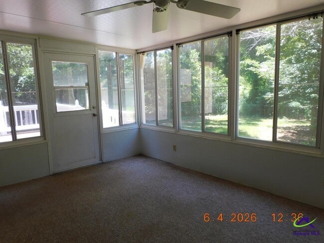 Building Photo - 112 Charleston Ct