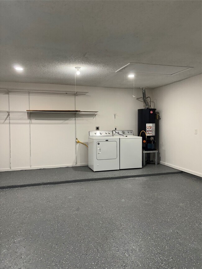 Building Photo - 9626 Magnolia Ridge Dr