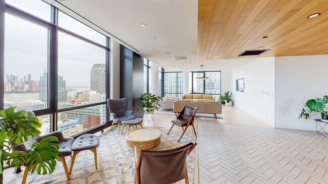 Building Photo - 10 Provost St