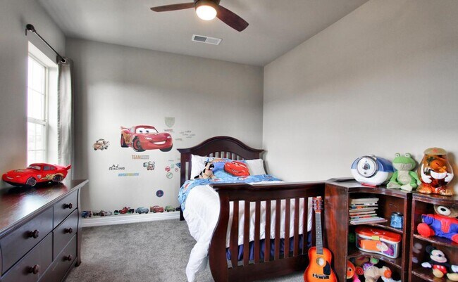 Building Photo - 1631 W 137th Ave