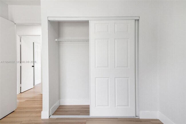 Building Photo - 7201 NW 46th Ct